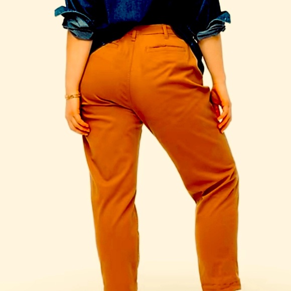 J Crew High Rise Girlfriend Chinos - Picture 2 of 15